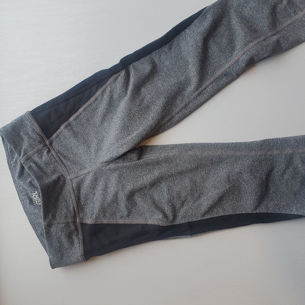 Athleta Girl Heathered Gray and Black Leggings M 8-10